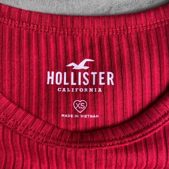 NWT!! Hollister Long Sleeve Cut Out Shirt — Size XS!! - Picture 4 of 7